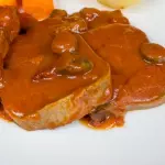 Lengua en Salsa