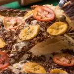 Pizza De Carne De sol Com Banana.