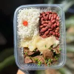 Carne de panela com mandioca