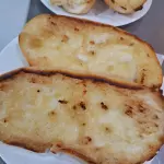 Pão com manteiga