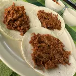 Orden 3 tacos deshebrada de res