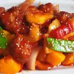 Pollo en TROZOS CON PIÑA Y DURAZNO