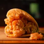 Arepa Asada con Camarones