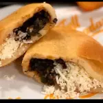 Empanadas Caraota Queso