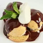 Profiteroles