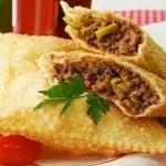 Pastel de Carne c/Queijo