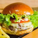 CHEESE BURGUER