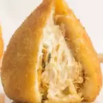 Coxinha de Frango C/ Requeijão