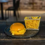 Combo Kids 1 X-Burguer+batata+kapo