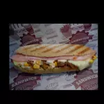 SANDWICH DE CARNE PAVO.