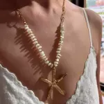 Collar con piedras y estrella