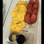 Plátano frito y salami