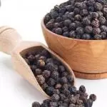 Pimenta do reino em grão