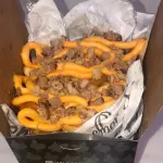 BATATA FRITA COM BACON E CHEDDAR G