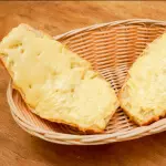 Pan con Ajo y Queso