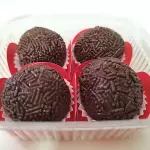 Brigadeiro 04 unidades