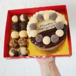 Naked M com doces ate 6 fatias
