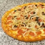 Pizza Salgada - Calabresa