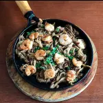 Shimeji com camarão