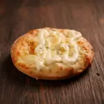 4 Cheese Sfiha - Esfiha de 4 Queijos