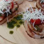 BRUSCHETTAS ALLA CAPRESSE