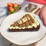 PIZZA BROWNIE  KINDER BUENO