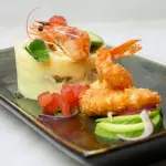 Causita Crocante con Langostino.