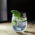 gin tonic blu