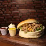 Xis Coração com molho especial 🍔