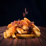 BATATA COM CHEDDAR E BACON