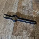Pegador de Carvão Preto