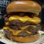 Triplo bacon cheddar