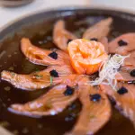 Carpaccio de Salmão ao Molho Ponzu