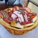 Waffle canasta