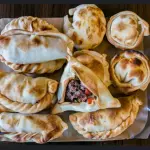 12 Empanadas a elección + Gase 1.5lt