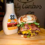 Family Tasty Triple + papas