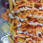 Batata frita na caixa quadrada