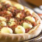 Calabresa catupiry (pizza especial)