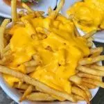 Fritas clásicas con Cheddar