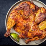Pollo Entero Guarnición Completa
