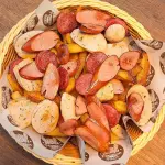 Salchipapa mixta