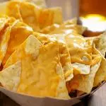 Nachos con queso