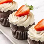 Chocolate and Strawberry  (2 pieces)