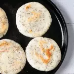 Arepa Queso Mozzarella Chia Y Quinoa