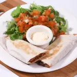 Burrito de carne mechada