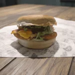 12- CAMOBURGER VEGETARIANO + 🍟