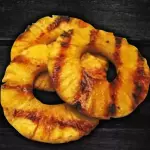 Piña asada