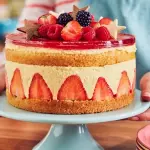 Fraisier cake