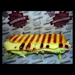 SANDWICH DE JAMON VEGETALES.