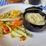 Pechuga de pollo grillé